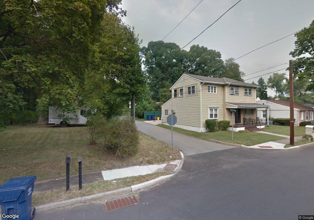 8 Locust Ave, Hamilton, NJ 08610 - photo 1