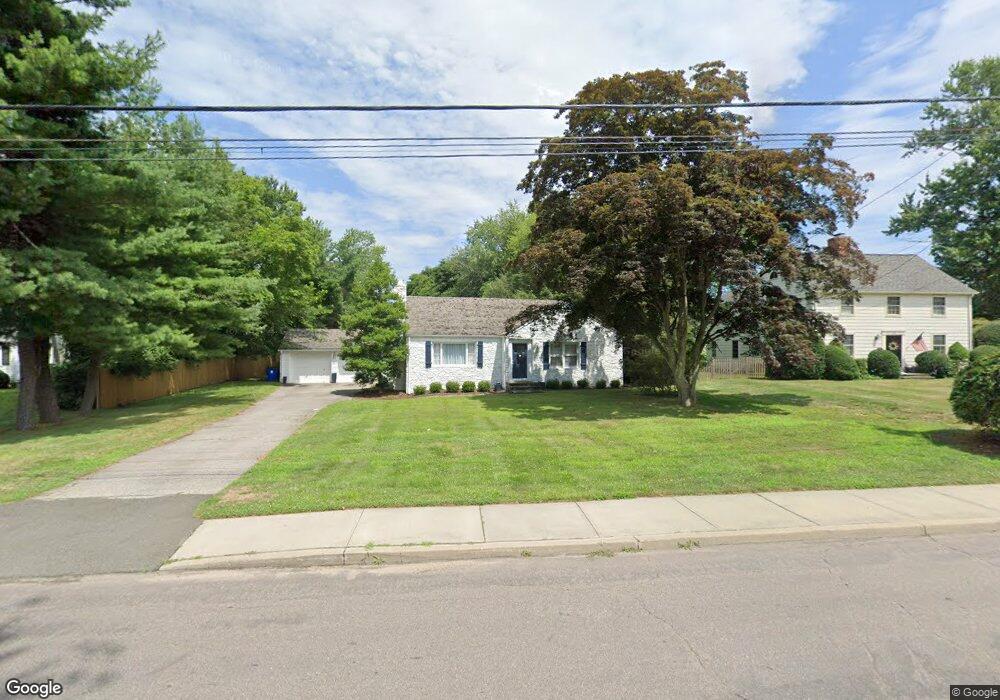 1112 Unquowa Rd, Fairfield, CT 06824 - photo 1