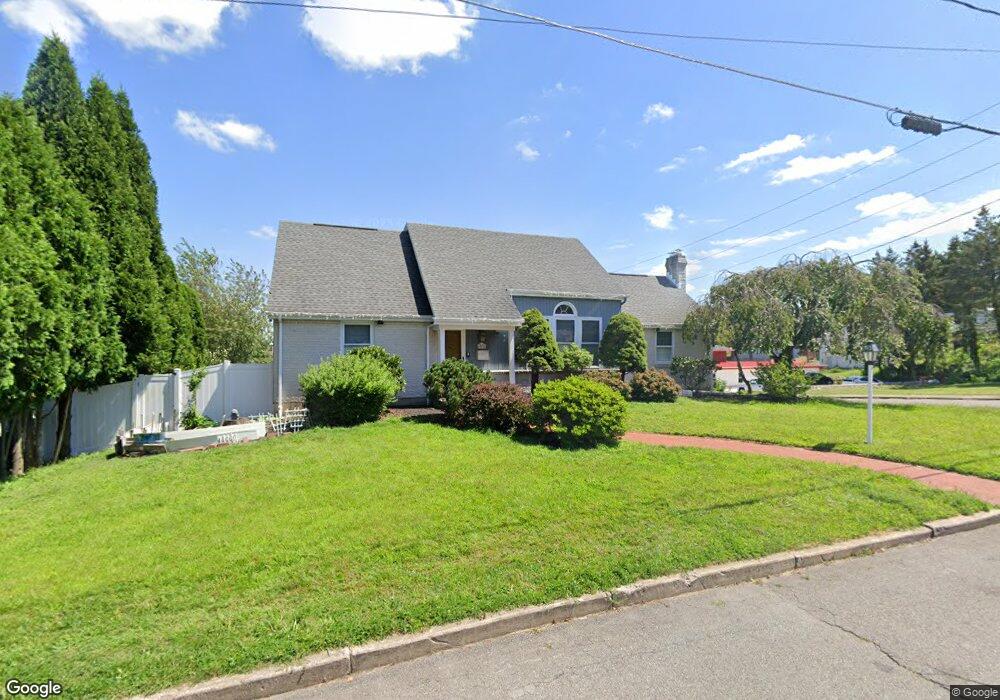 977 Alter St, Hazleton, PA 18201 - photo 1