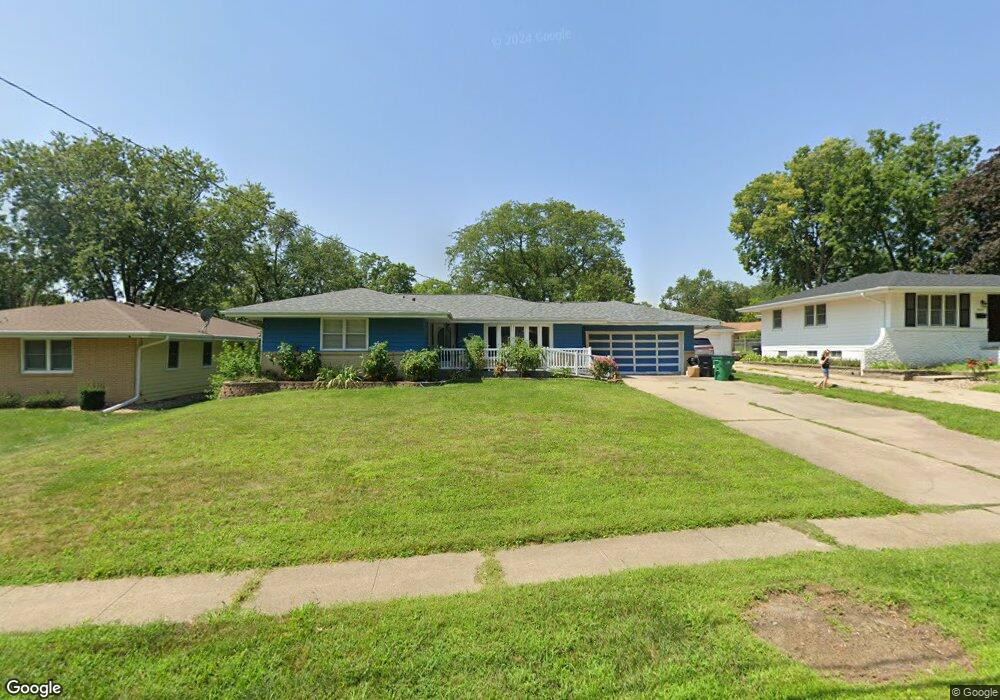 812 29th St, West Des Moines, IA 50265 - photo 1