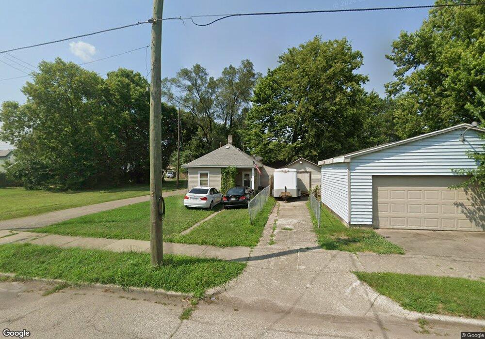 1913 Wayne Ave, Middletown, OH 45044 - photo 1