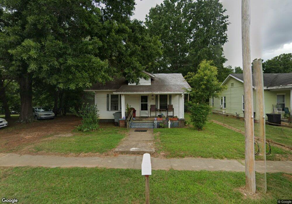 1024 S Meeting St, Statesville, NC 28677 - photo 1