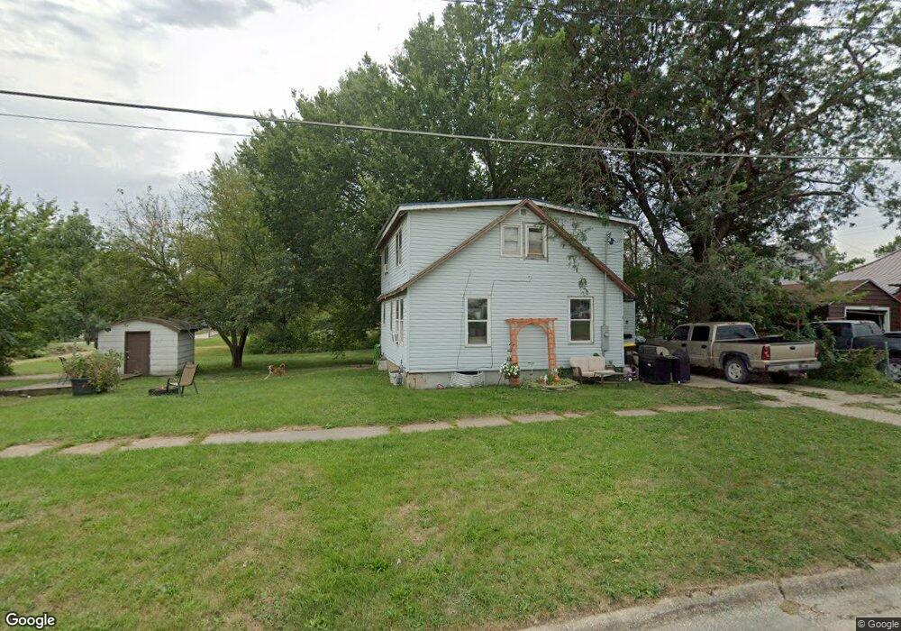 212 E Clay St, Osceola, IA 50213 - photo 1