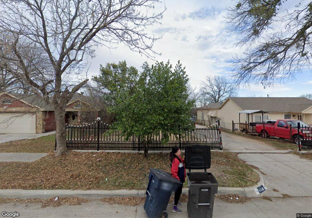 2508 NW Loraine St, Fort Worth, TX 76106 - photo 1
