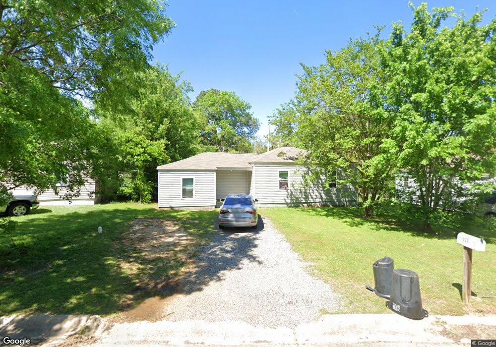 825 Manila Dr, Wake Village, TX 75501 - photo 1