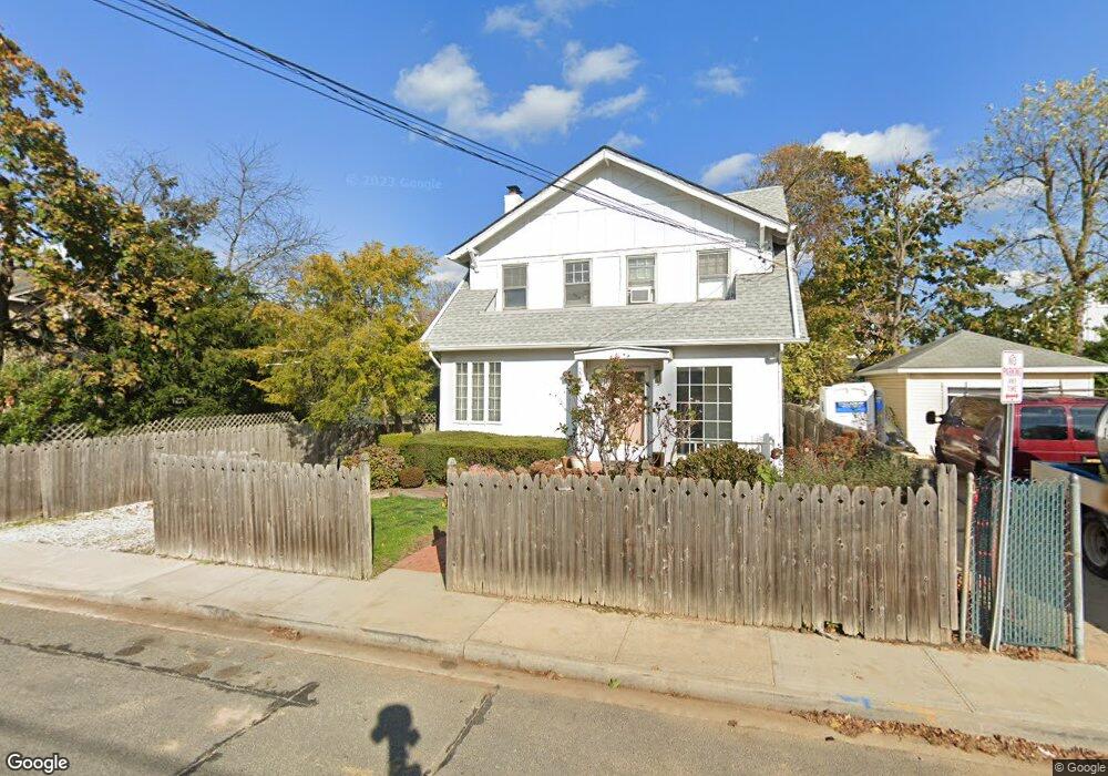 208 Narrow Ln, Woodmere, NY 11598 - photo 1