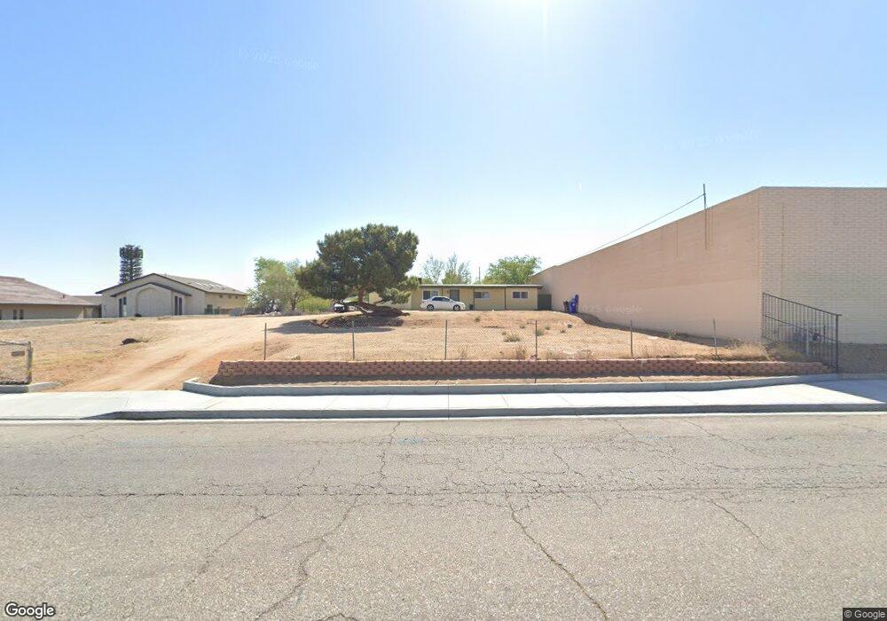 13735 Rodeo Dr unit 4, Victorville, CA 92395 - photo 1