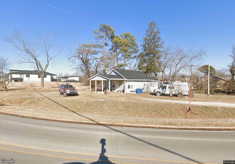 502 Bella Vista Rd, Bentonville, AR 72712 - photo 1