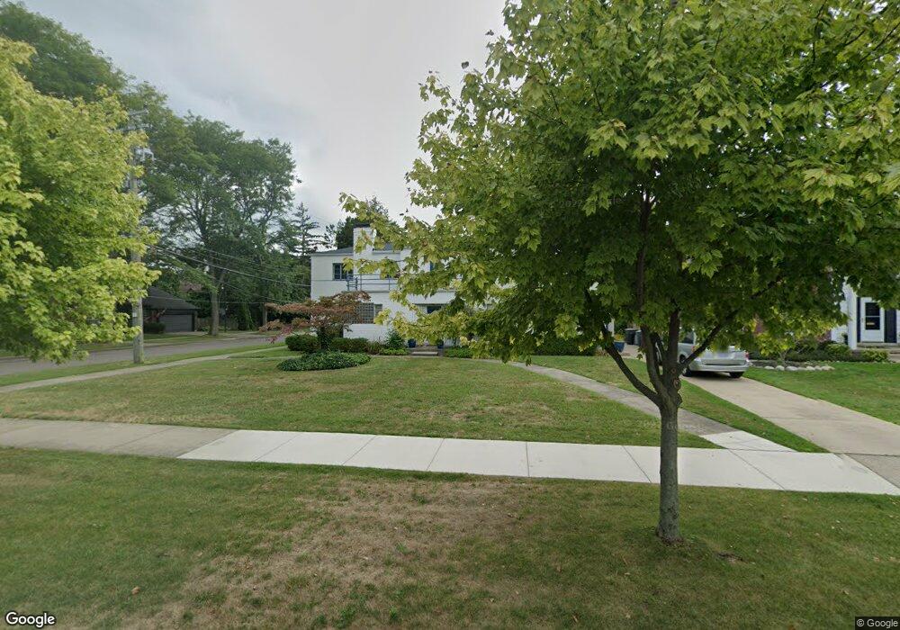 705 Pemberton Rd, Grosse Pointe Park, MI 48230 - photo 1