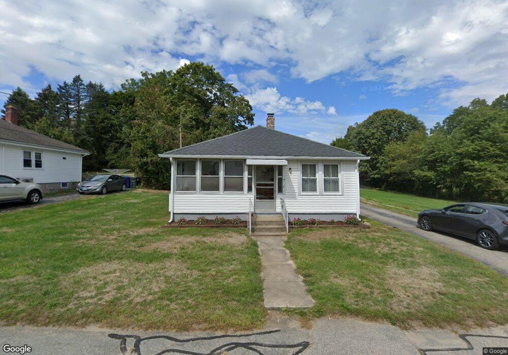 18 Walnut St, Pawcatuck, CT 06379 - photo 1