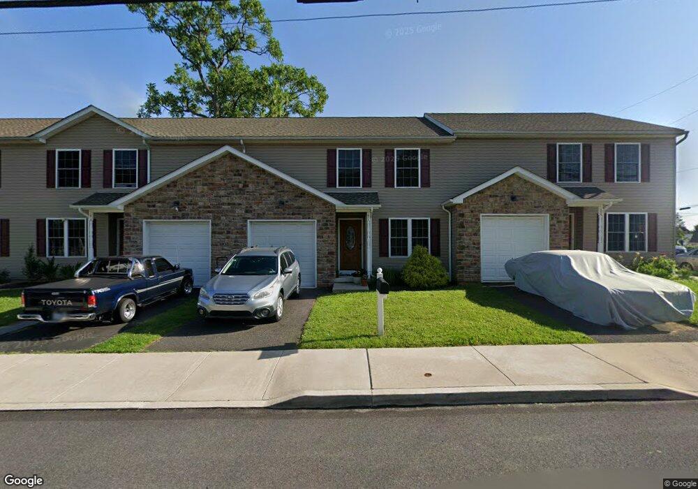 1011 Juniper St, Quakertown, PA 18951 - photo 1