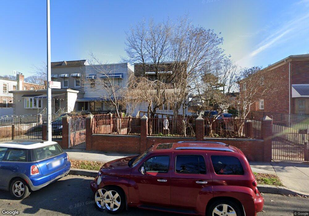 106 Jackie Robinson Pkwy, Brooklyn, NY 11207 - photo 1