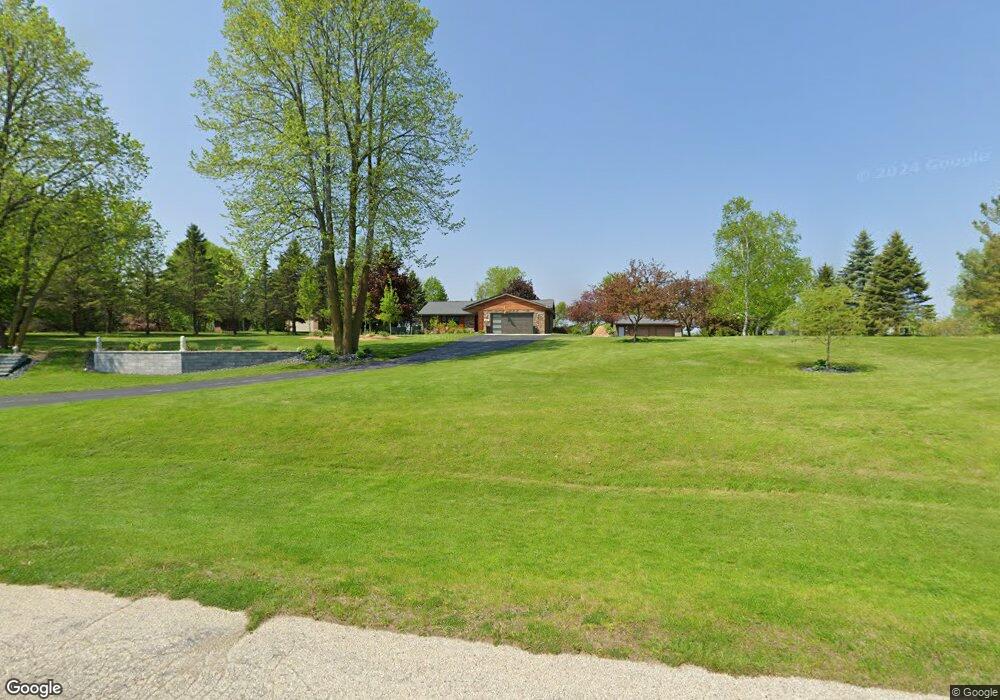 6793 Reuter Ln, West Bend, WI 53090 - photo 1