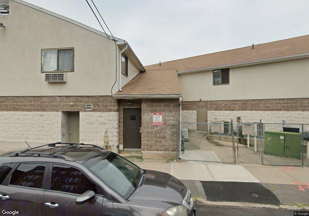 145 Whiting St Apt A-6 unit A1, New Britain, CT 06051 - photo 1