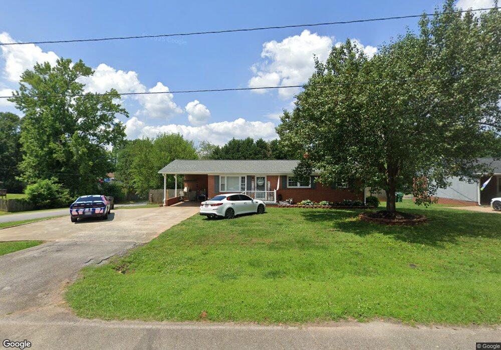 201 Rodgers St, Gaffney, SC 29341 - photo 1
