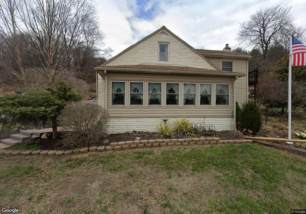 786 Fairmont Ave, Mohnton, PA 19540 - photo 1
