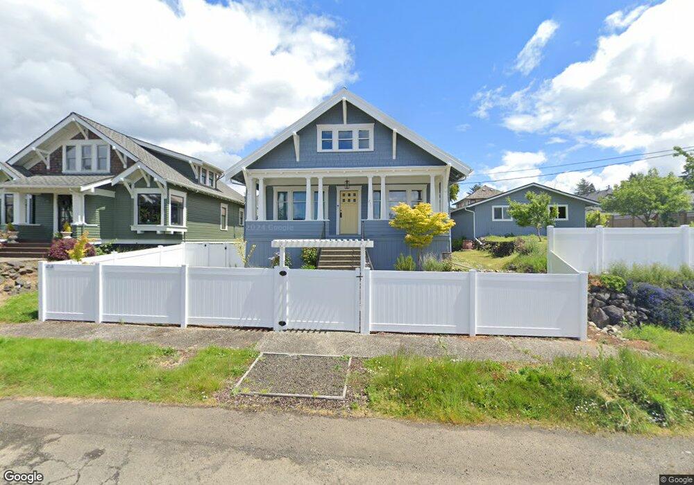 237 11th St, Raymond, WA 98577 - photo 1