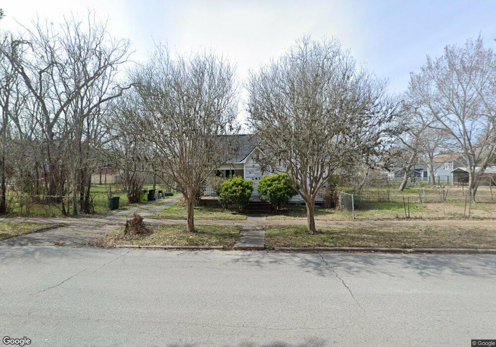 1412 6th St, Rosenberg, TX 77471 - photo 1