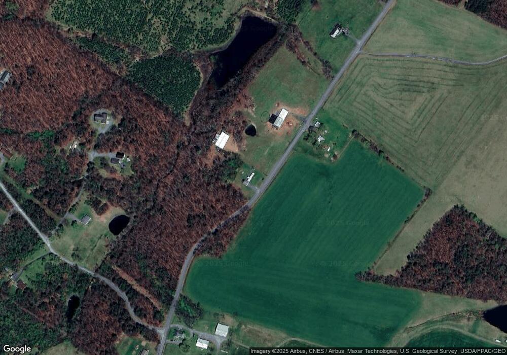 417 Middle Fork Rd, Cross Junction, VA 22625 - photo 1