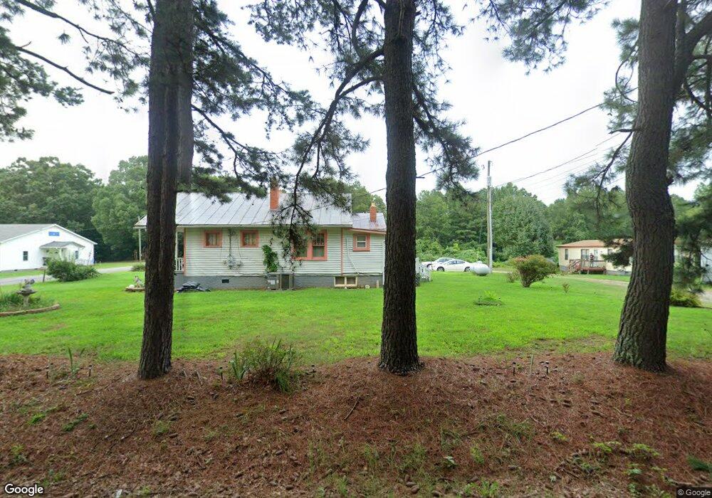 1107 Tidewater Ave, Victoria, VA 23974 - photo 1