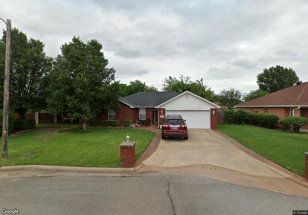1713 Red Oak Dr, Ardmore, OK 73401 - photo 1