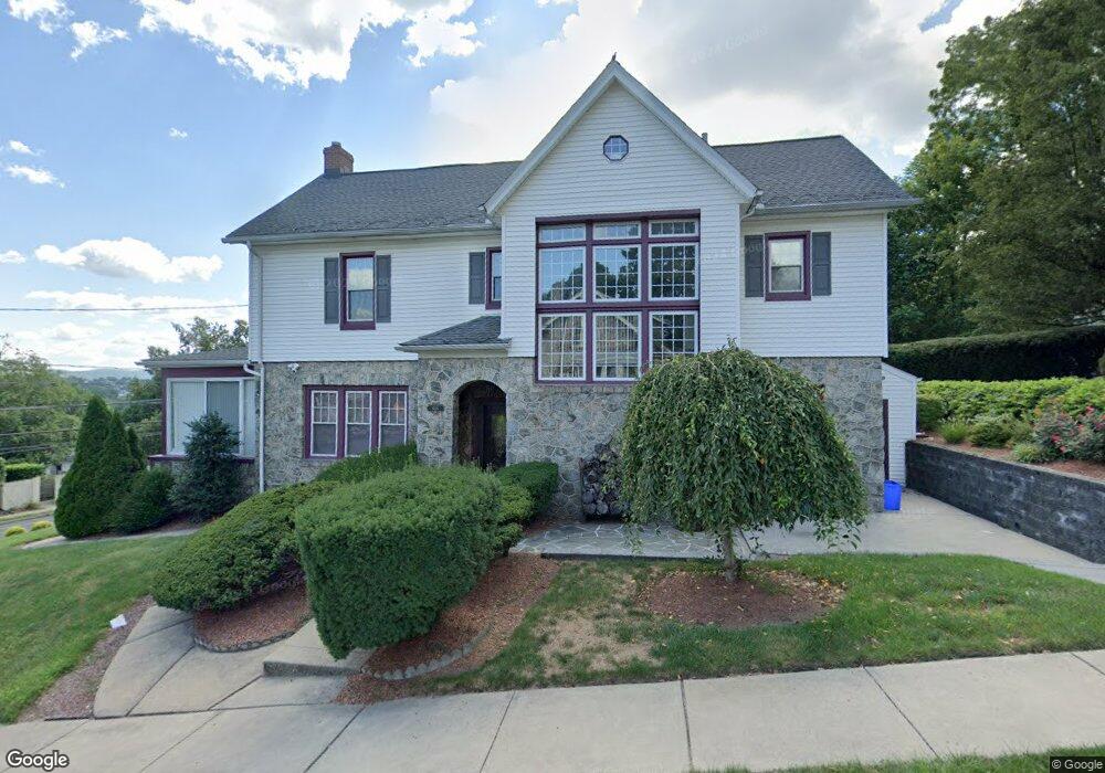 806 Hamilton St, Easton, PA 18042 - photo 1