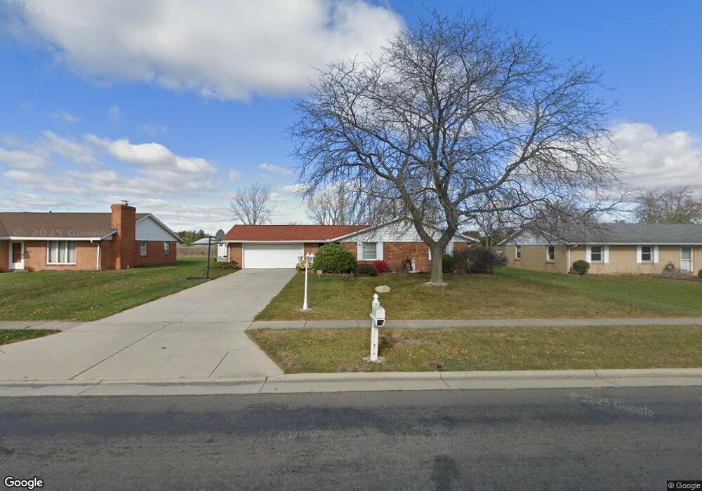 1414 Edgewood Dr, Lima, OH 45805 - photo 1