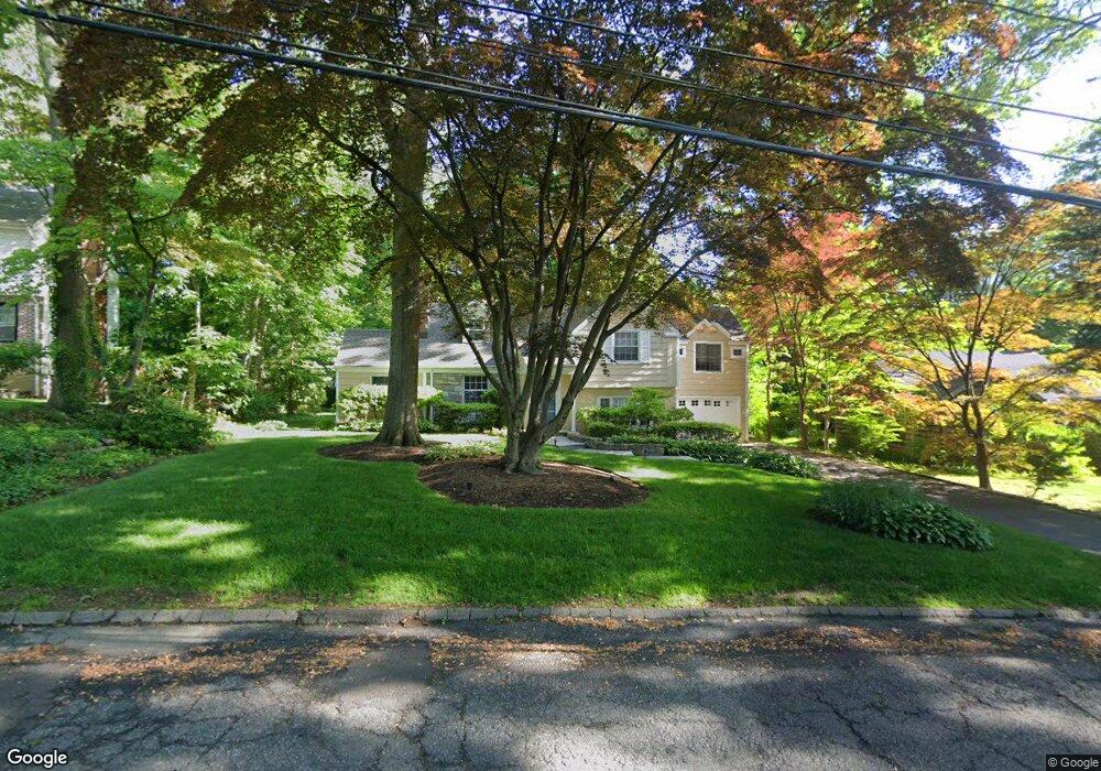 143 Silver Hill Ln, Stamford, CT 06905 - photo 1