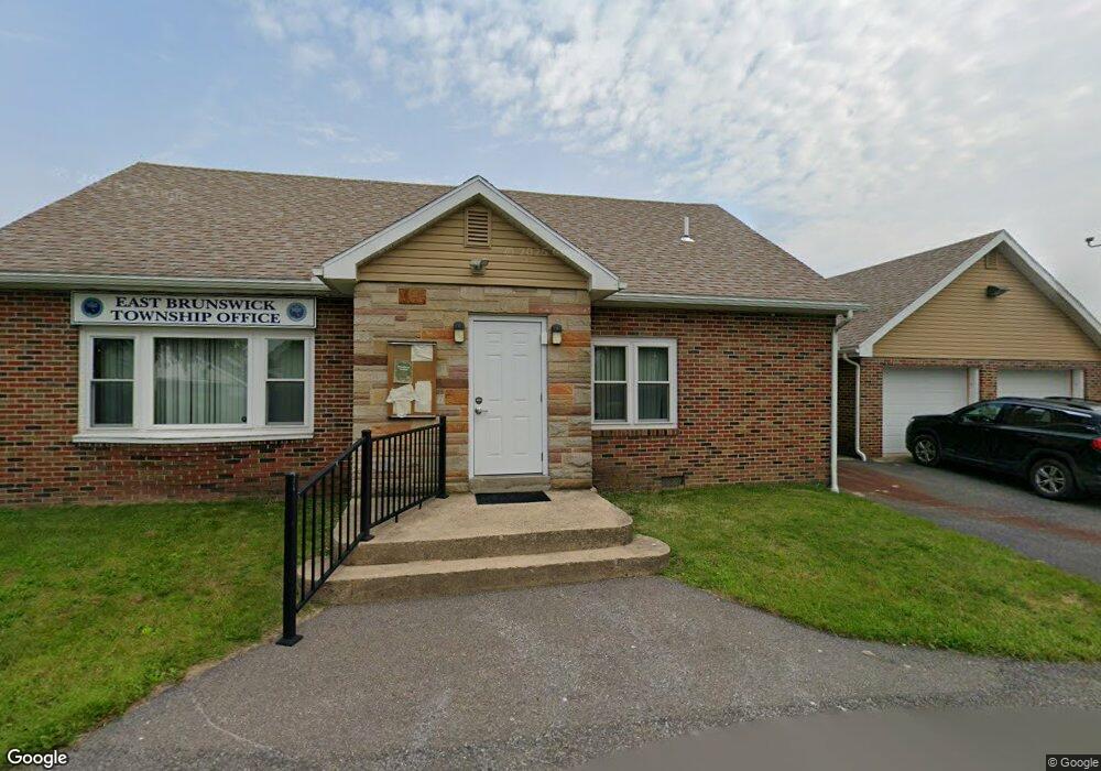 35 Catawissa St, New Ringgold, PA 17960 - photo 1