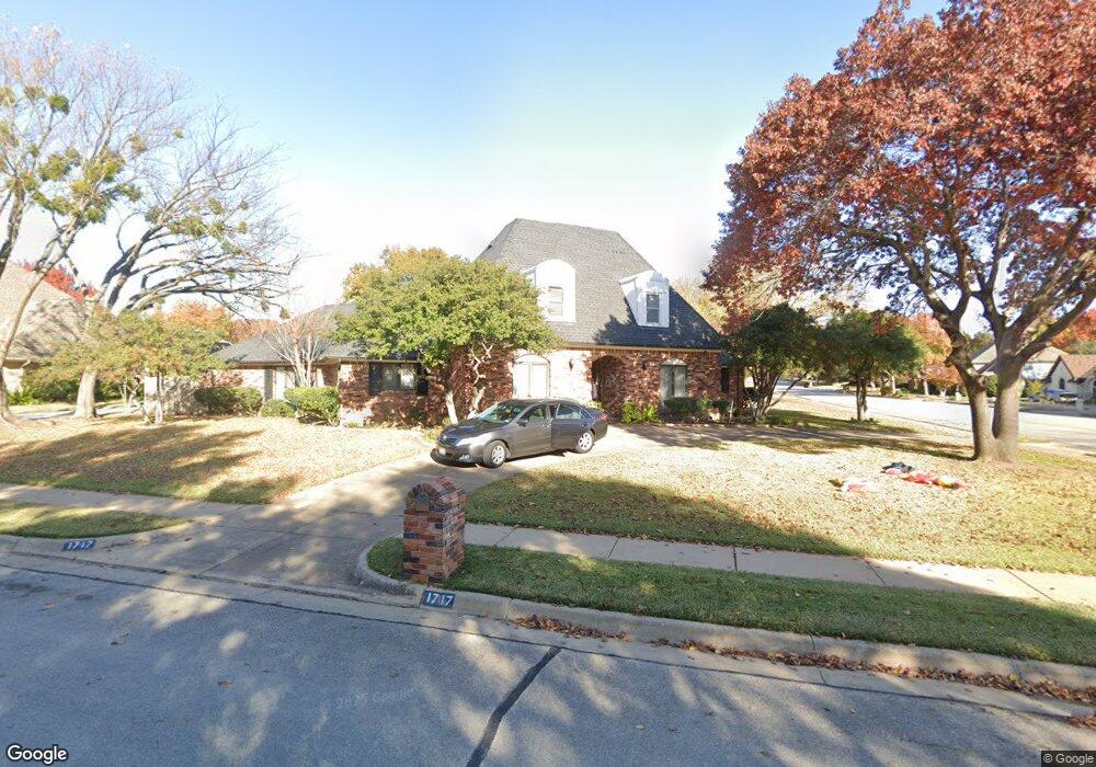 1717 Hampton Ct, Bedford, TX 76021 - photo 1