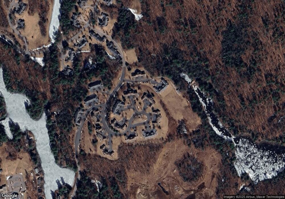 84 Mountain Village Rd unit 41, Windham, NH 03087 - photo 1