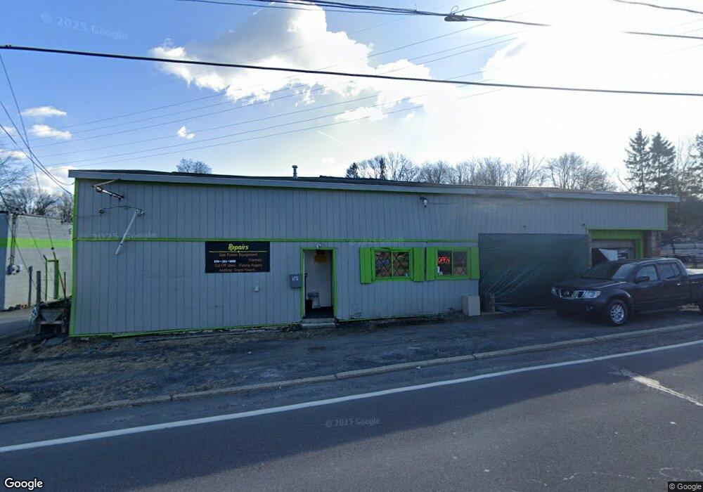 1011 E Drinker St, Dunmore, PA 18512 - photo 1