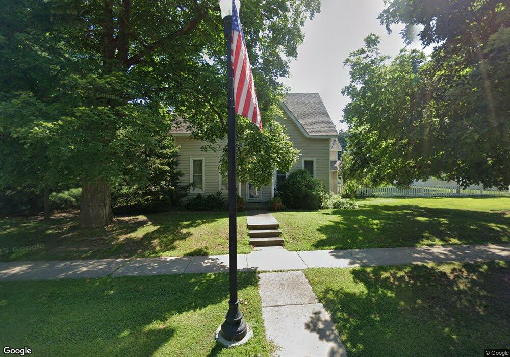 720 3rd St, Covington, IN 47932 - photo 1