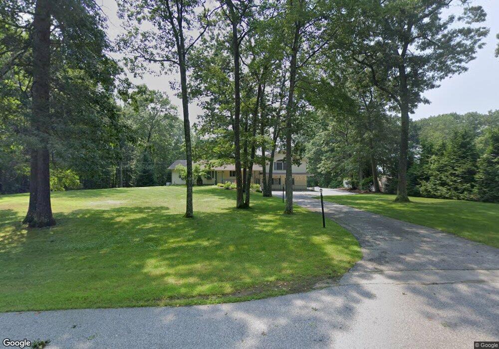 4 Rockforest Dr, Hooksett, NH 03106 - photo 1