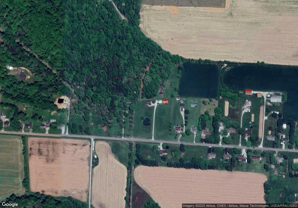 2040 Blue Valley Rd SE, Lancaster, OH 43130 - photo 1