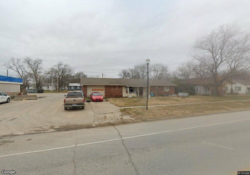 607 S Broadway Ave, Haskell, OK 74436 - photo 1