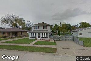 109 E Main St, Epworth, IA 52045