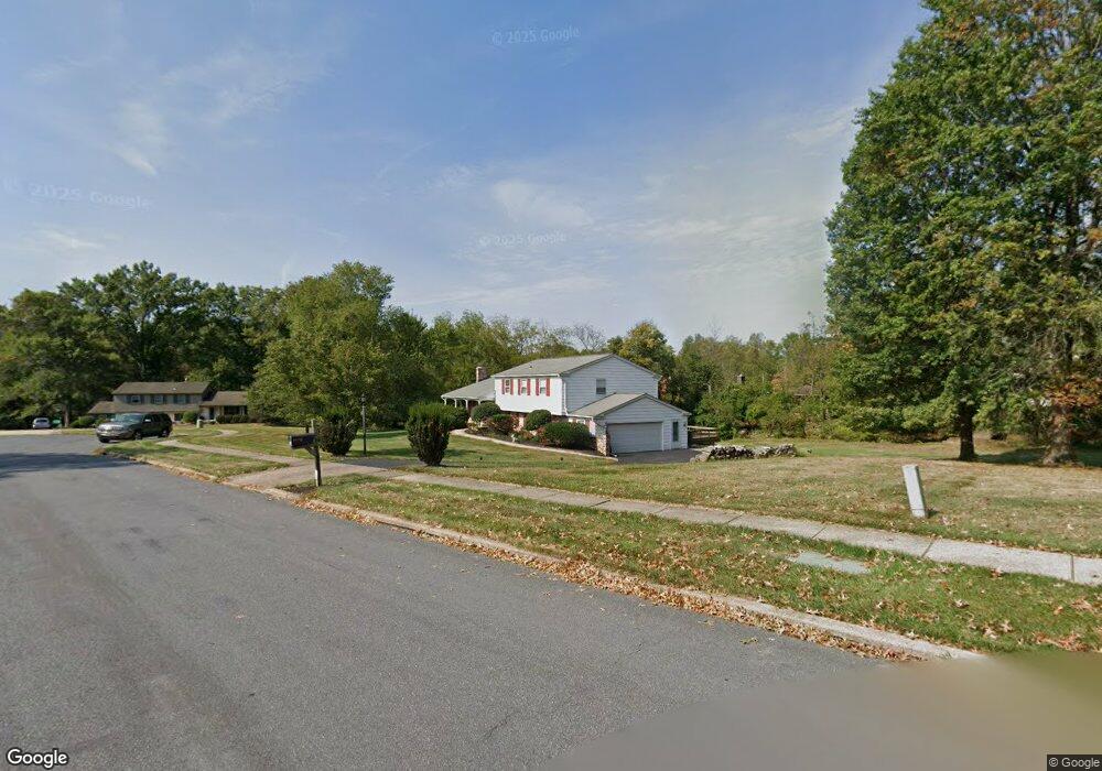 746 Pineview Ln, North Wales, PA 19454 - photo 1