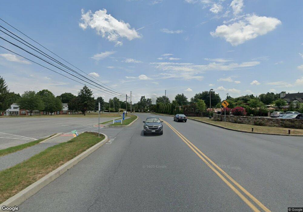 242 Eden Rd, Lancaster, PA 17601 - photo 1