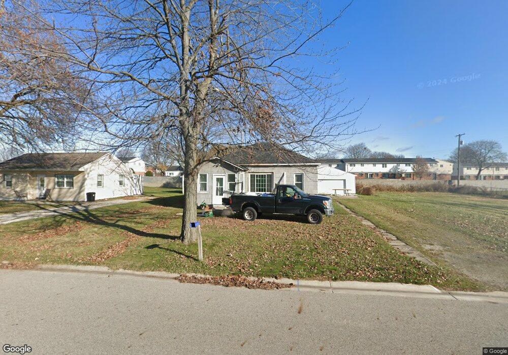 1925 Roselawn Ct, Port Huron, MI 48060 - photo 1