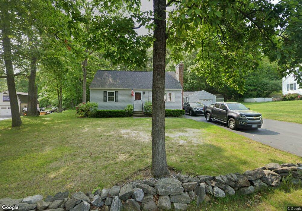 11 Berry Rd, Derry, NH 03038 - photo 1