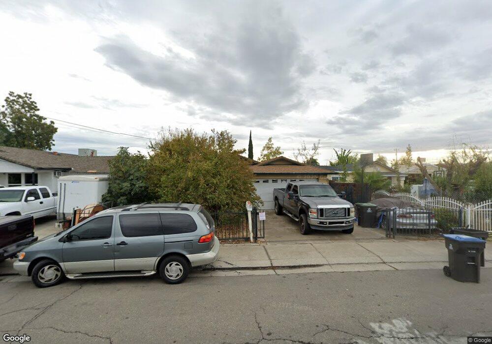 560 W 9th St, Stockton, CA 95206 - photo 1