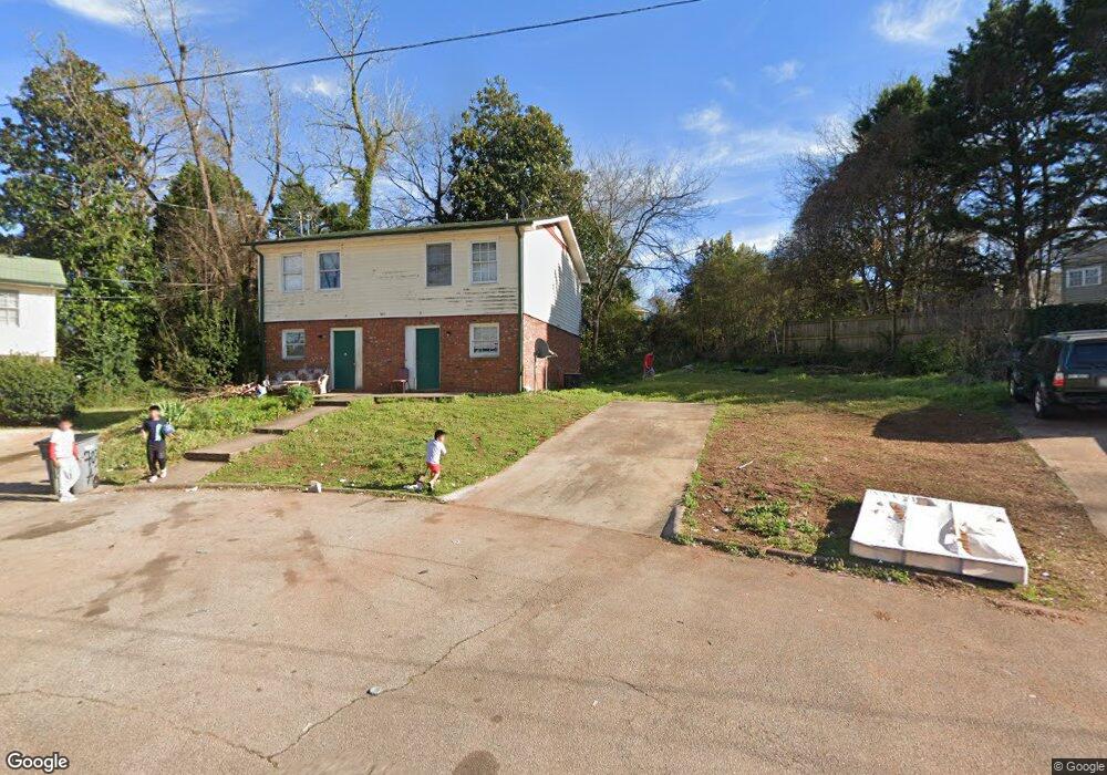 703 Mona Ln, Lagrange, GA 30240 - photo 1