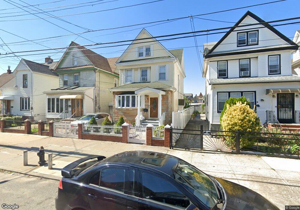 9520 108th St, South Richmond Hill, NY 11419 - photo 1