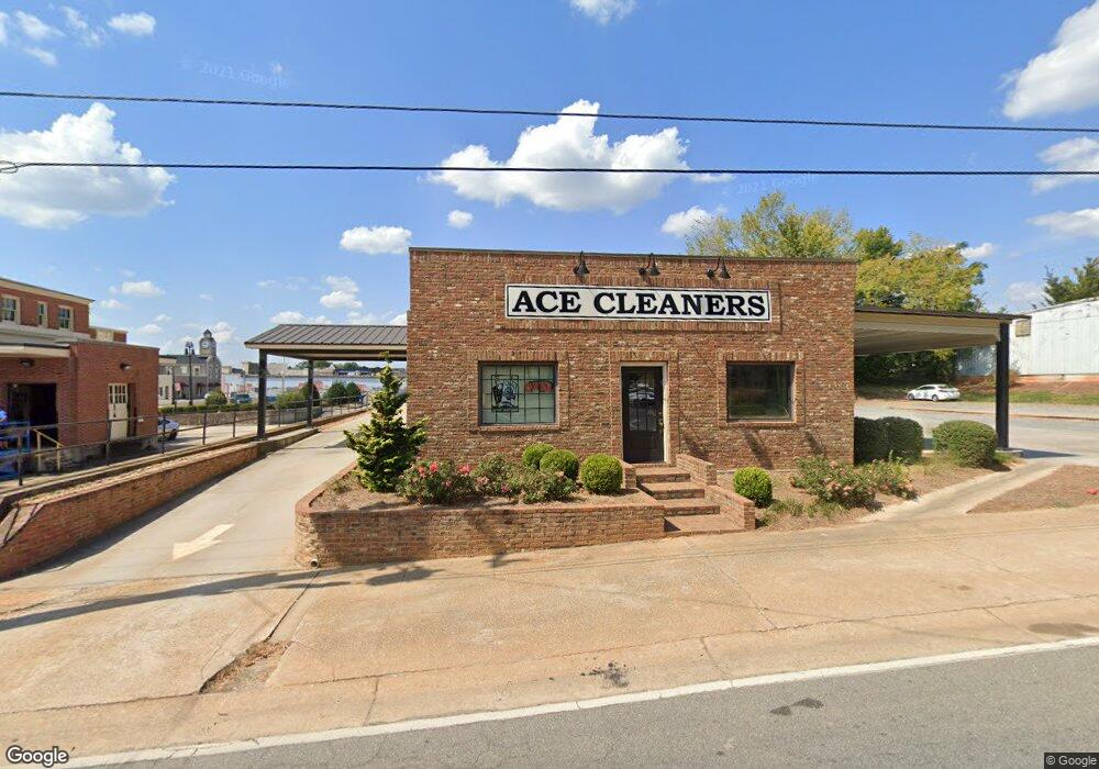 287b College Dr, Barnesville, GA 30204 - photo 1