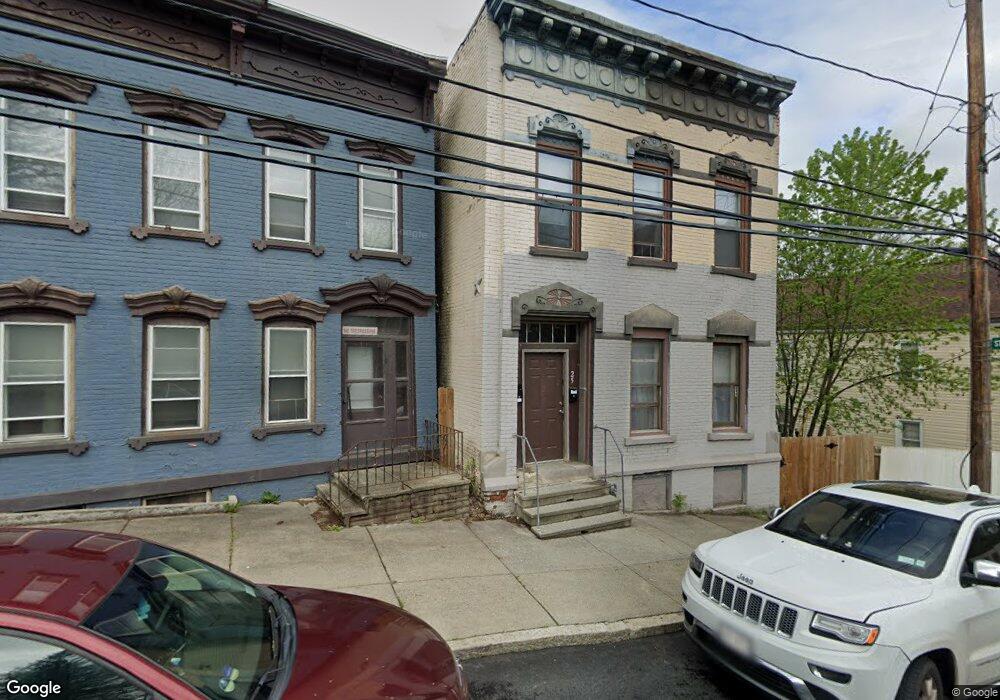 25 Stowe Ave, Troy, NY 12180 - photo 1
