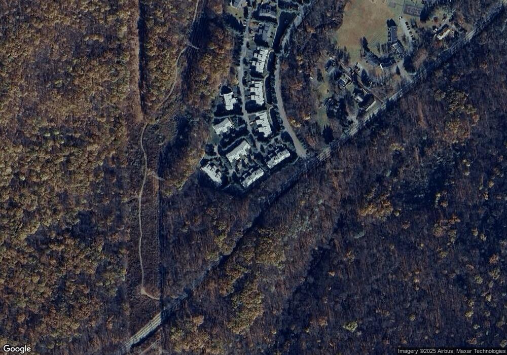 472 Meri Ln unit 472, Monroe, NY 10950 - photo 1