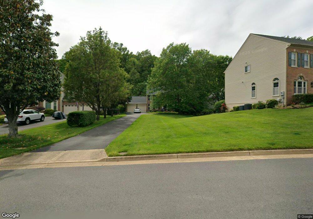 7902 Scott Ct, Springfield, VA 22153 - photo 1