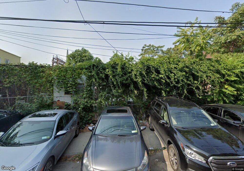 10345 101st St, Jamaica, NY 11417 - photo 1