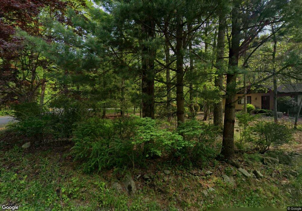 9 Long View Ln, Pocono Summit, PA 18346 - photo 1